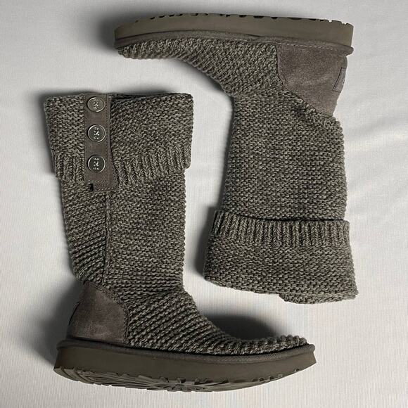 Ugg Knit Boots Women's 7 Cardy Mid Calf Grey Pull-On Button Winter Boots 1094949 - Picture 1 of 9